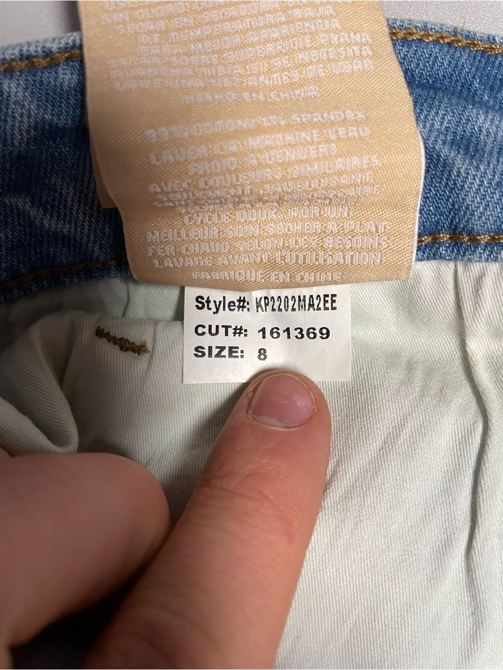 KUT FROM THE KLOTH Women's Gwen Cuff w Knee Rips Jeans Size 8 in Ethical - Picture 9 of 11